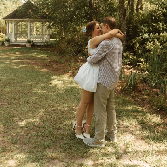 HOUSE OF CB/ LE PUFF/ White/ Size M - Picture 9 of 9